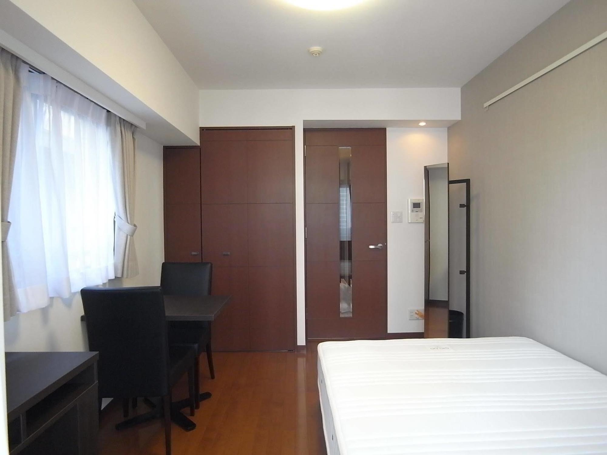 Palace Studio Shinjuku Tochomae Токио Екстериор снимка