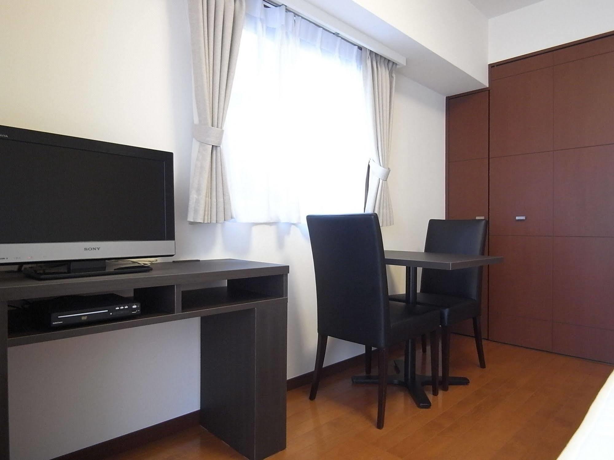 Palace Studio Shinjuku Tochomae Токио Екстериор снимка