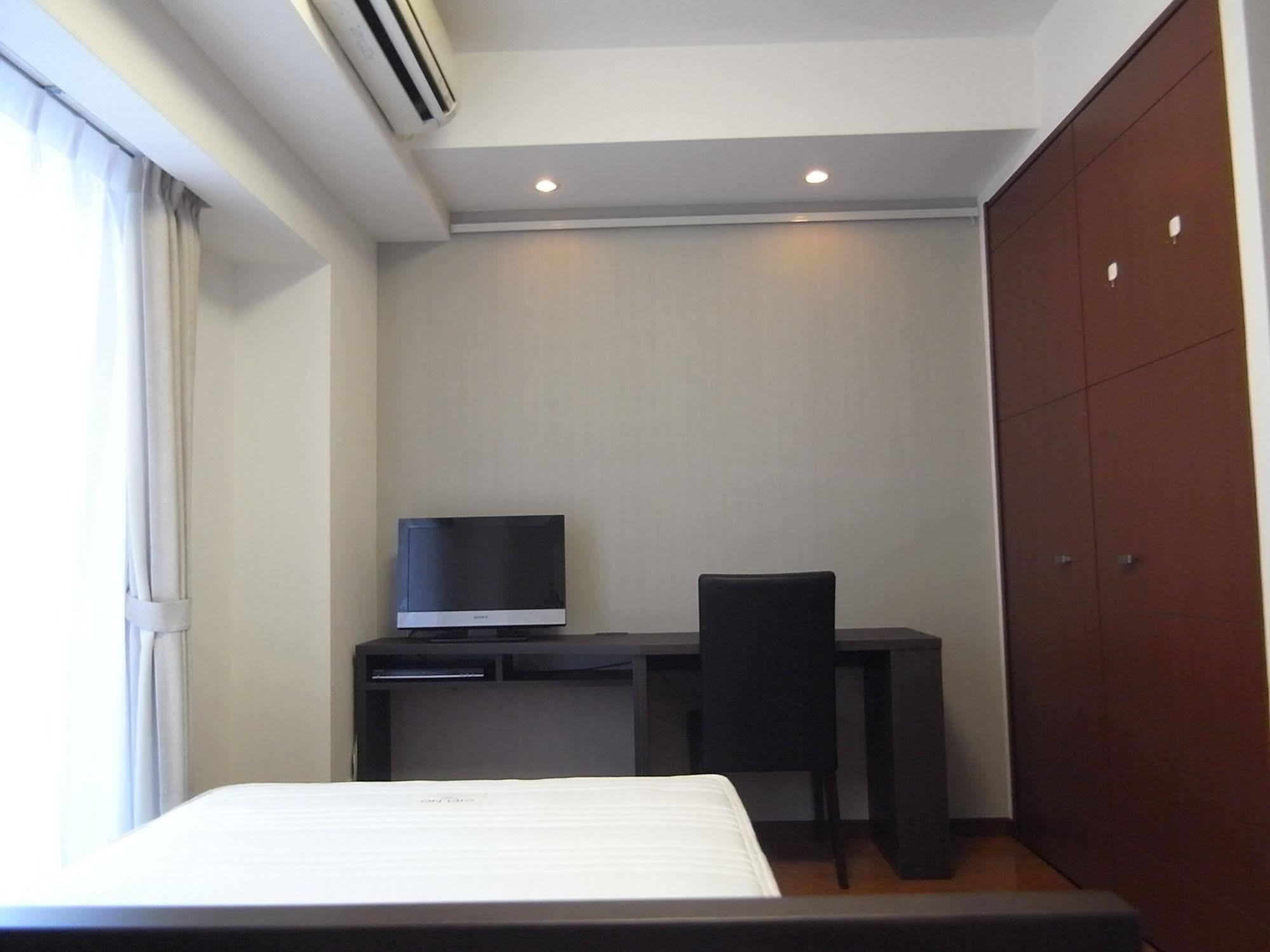 Palace Studio Shinjuku Tochomae Токио Екстериор снимка